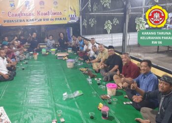 Karang Taruna RW 06 Kelurahan Pakal Bangun Cangkruan Kamtibmas dan Pujasera Karang Taruna RW 06 sebagai Ruang Kebersamaan Warga