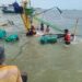 Kapal Slerek Milik Warga Camplong Sampang Diterjang Gelombang