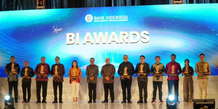 Sinergi Dorong Pertumbuhan Ekonomi Daerah, Kanwil Kemenkum Bali Hadiri Pertemuan Tahunan Bank Indonesia 2025